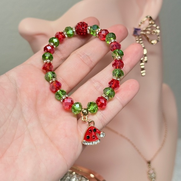 ⚜️ Cute Christmas Stretch Bracelet with Charm 🎅🏻 🦌🎄 - Picture 4 of 7